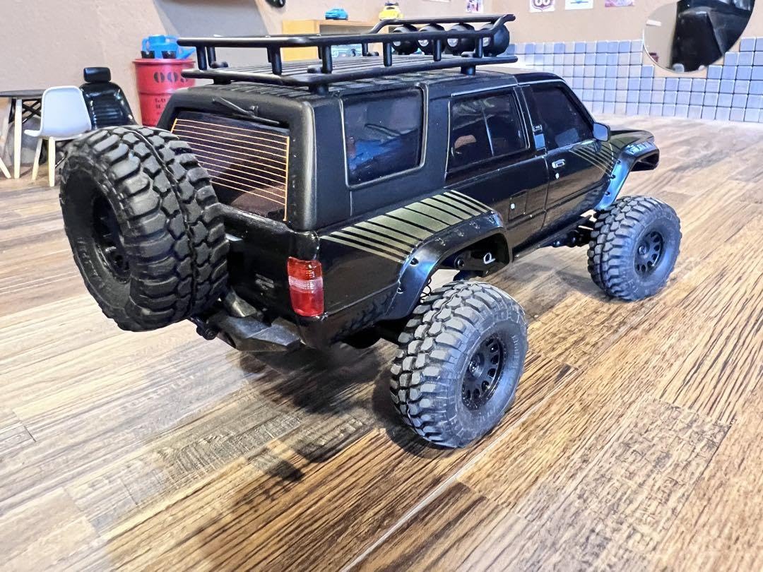 ミニッツ4x4 ハイラックスサーフ 完全新設計：手のひら本格R/Cの決定版！『京商ミニッツ4×4トヨタ